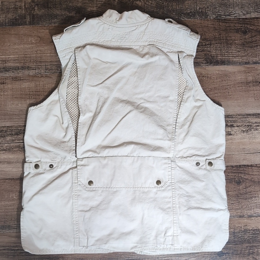 Eddie Bauer Vest Fly Fishing Hunting Utility Travel Size Medium in Khaki Tan - Picture 7 of 13
